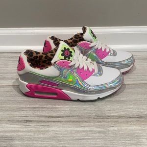Women’s size 7- Nike Air Max 90 LX -leopard exclusive style